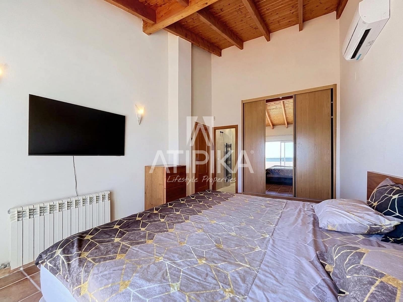5 soveværelse Villa til leje i Les Botigues de Sitges med swimmingpool garage - € 4.100 (Ref: 10148252)