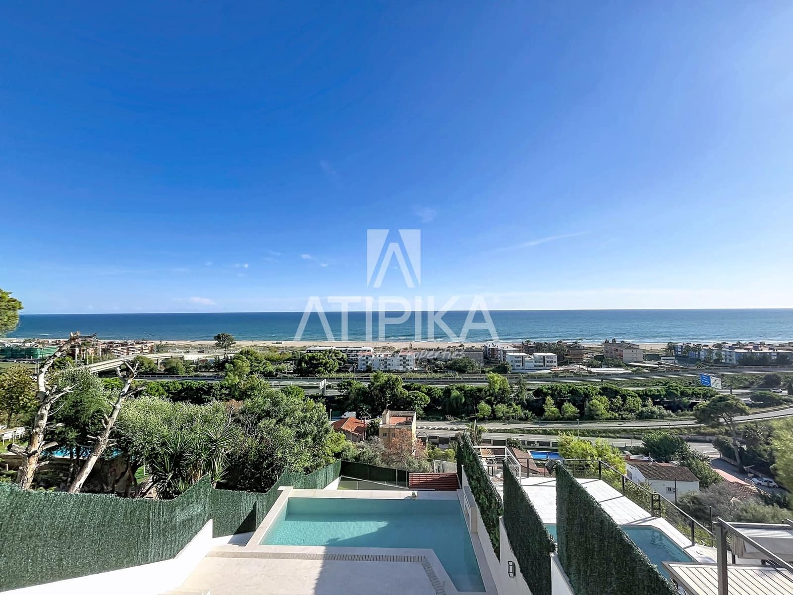 5 soveværelse Villa til leje i Les Botigues de Sitges med swimmingpool garage - € 4.100 (Ref: 10148252)