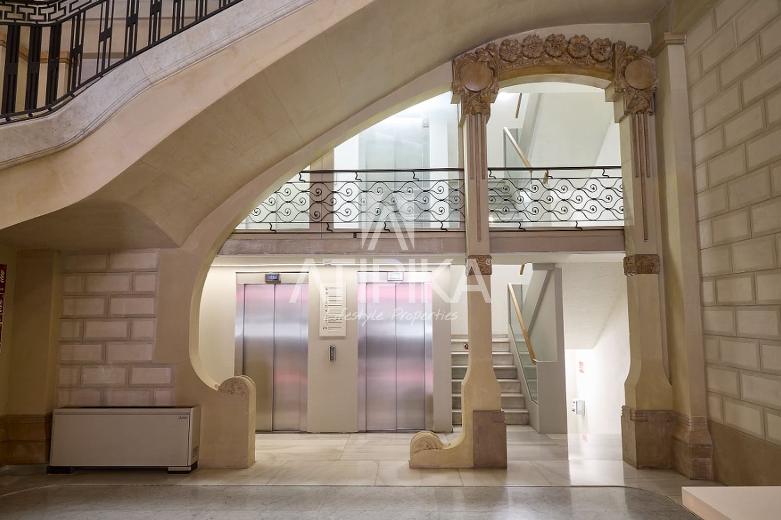 Biuro do wynajęcia w Miasto Barcelona - 8 514 € (Ref: 10154527)