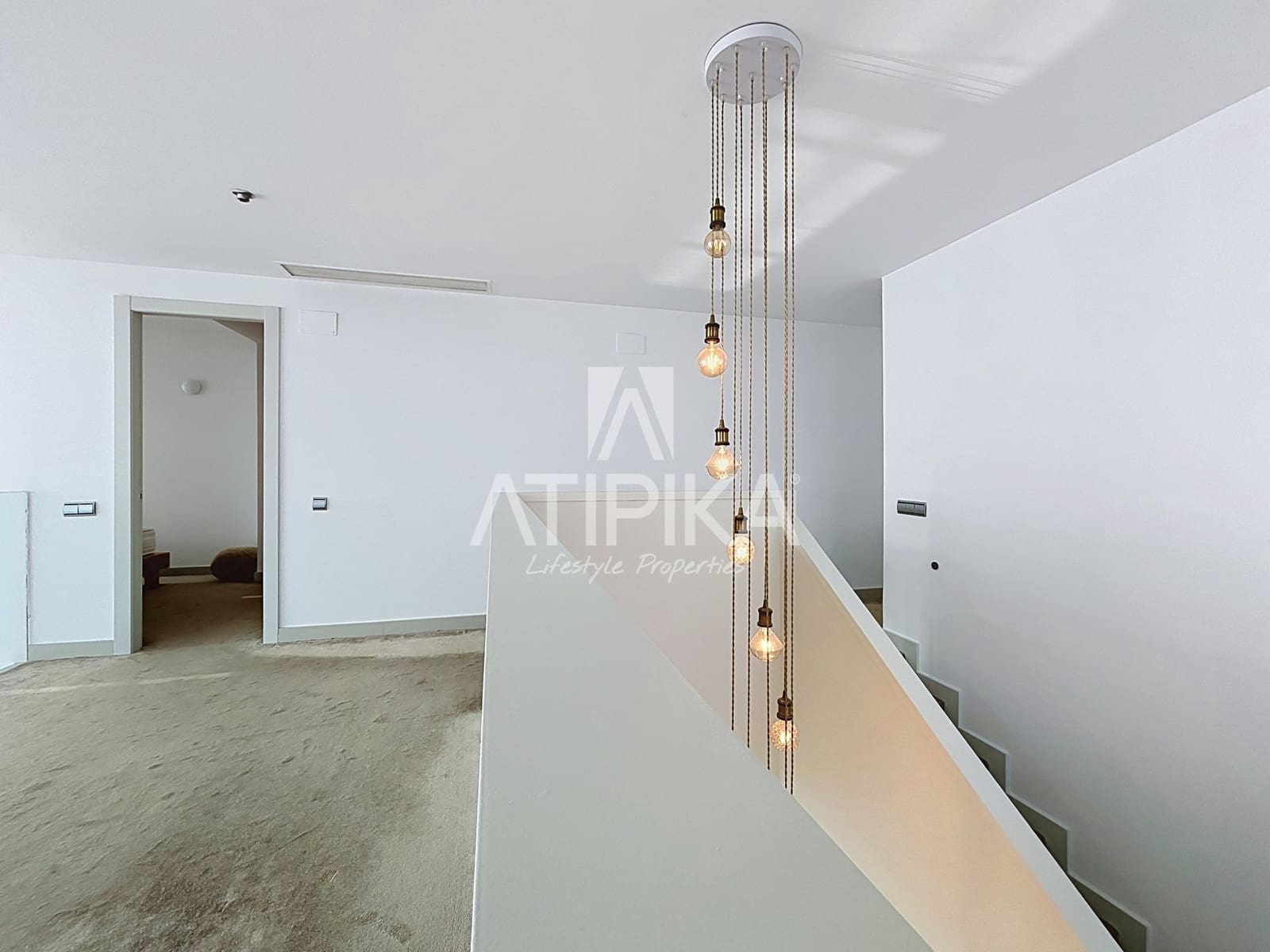 3 sypialnia Penthouse do wynajęcia w Miasto Barcelona z basenem garażem - 8 500 € (Ref: 10160861)