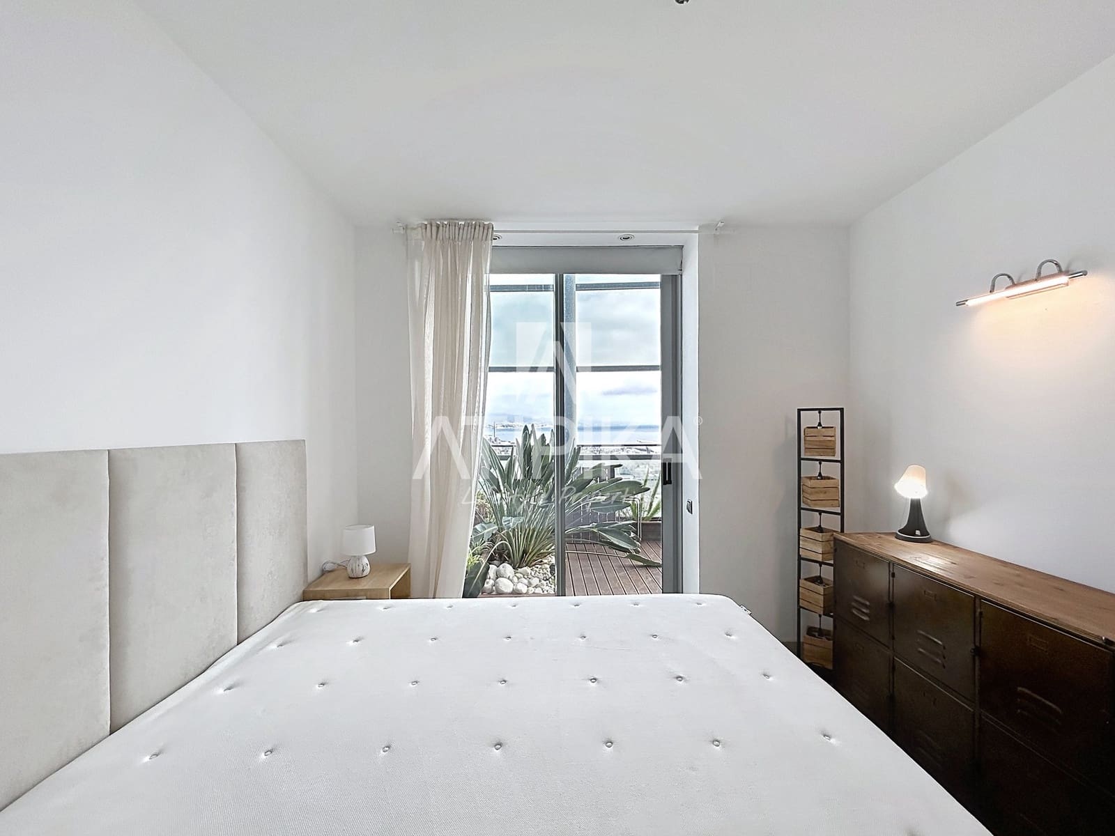 3 sypialnia Penthouse do wynajęcia w Miasto Barcelona z basenem garażem - 8 500 € (Ref: 10160861)