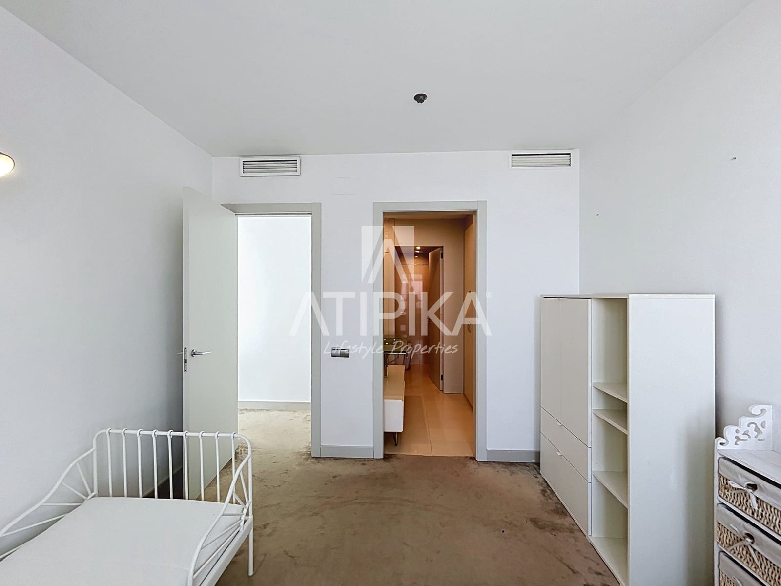 3 sypialnia Penthouse do wynajęcia w Miasto Barcelona z basenem garażem - 8 500 € (Ref: 10160861)