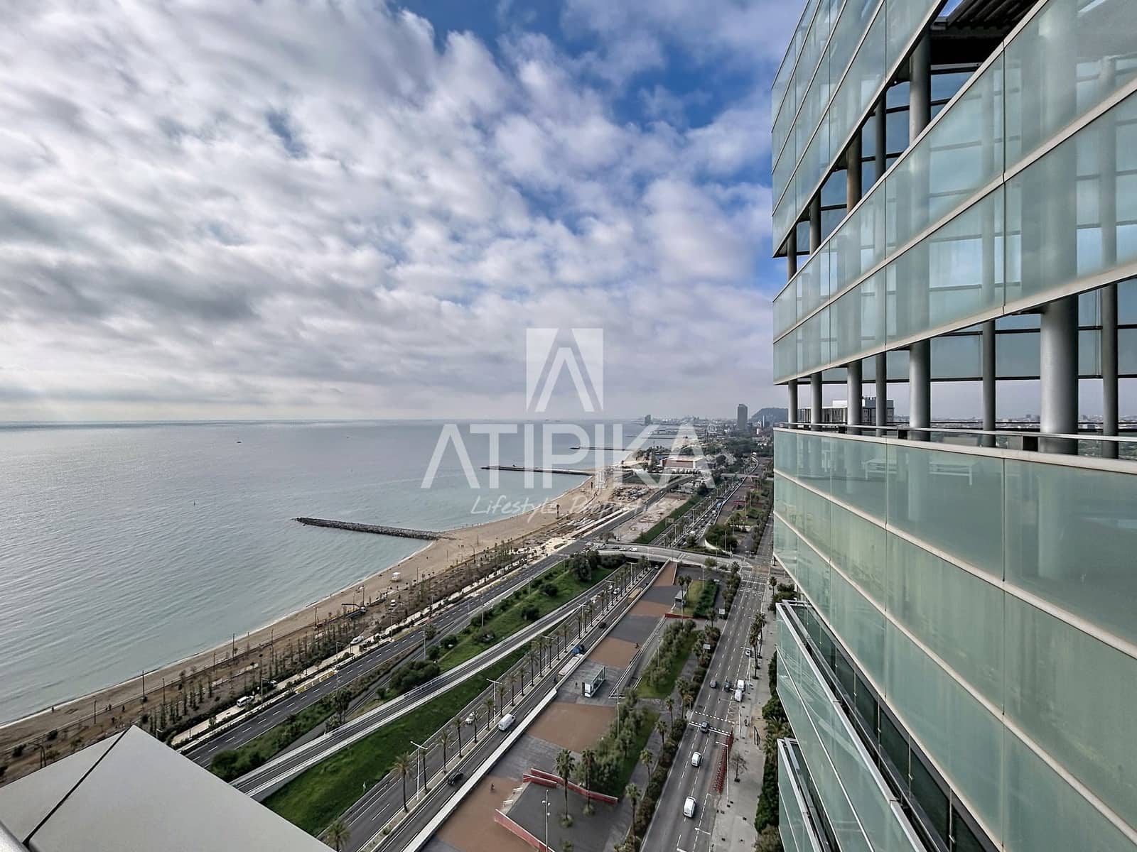 3 sypialnia Penthouse do wynajęcia w Miasto Barcelona z basenem garażem - 8 500 € (Ref: 10160861)