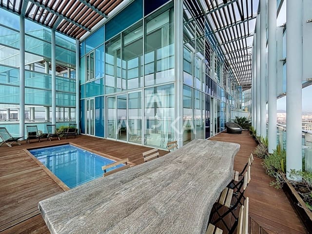 3 sovrum Takvåning att hyra i Barcelona stad med pool garage - 8 500 € (Ref: 10160861)