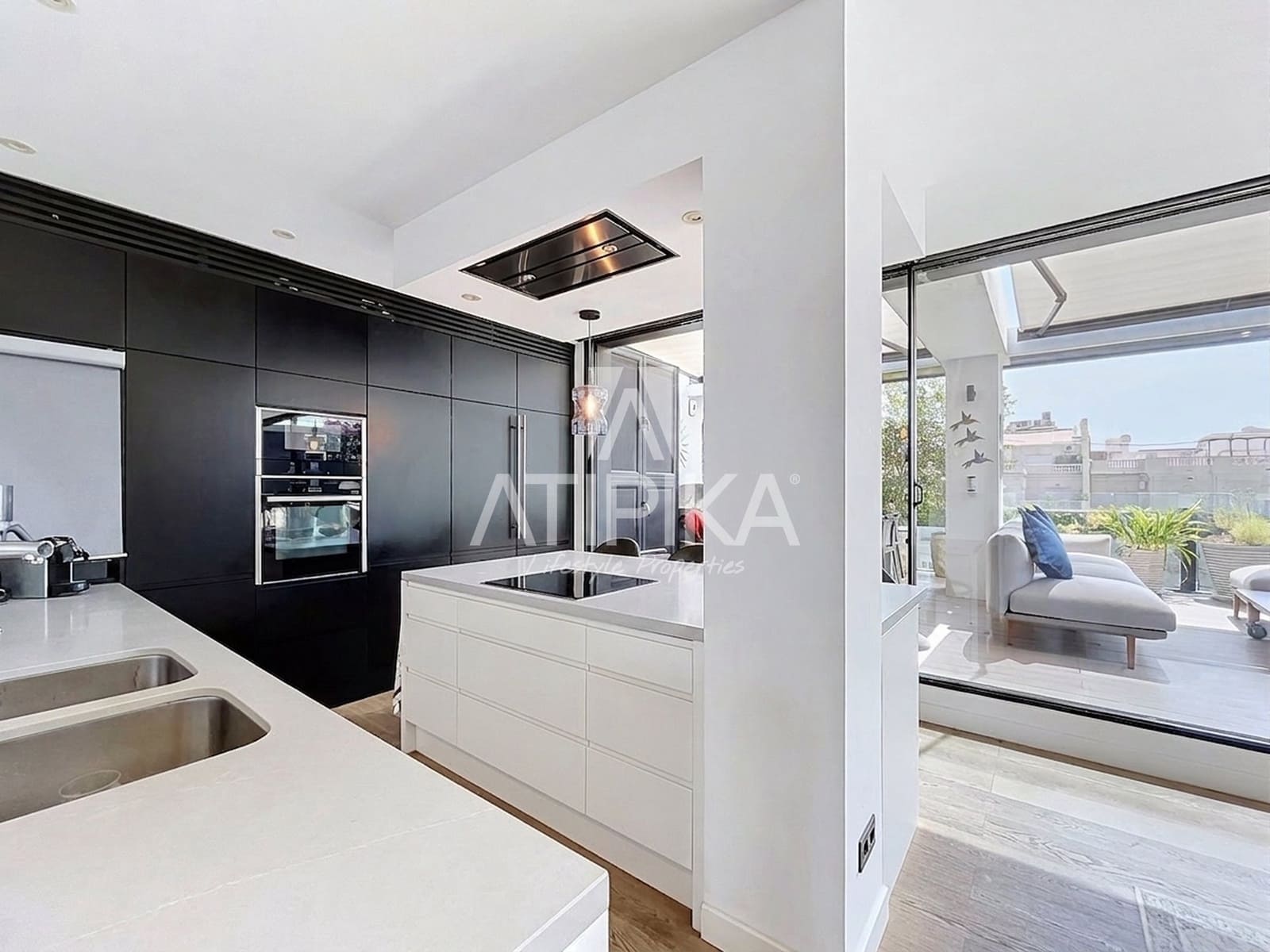 5 soveværelse Penthouse til salg i Barcelona by med swimmingpool - € 3.200.000 (Ref: 10166002)