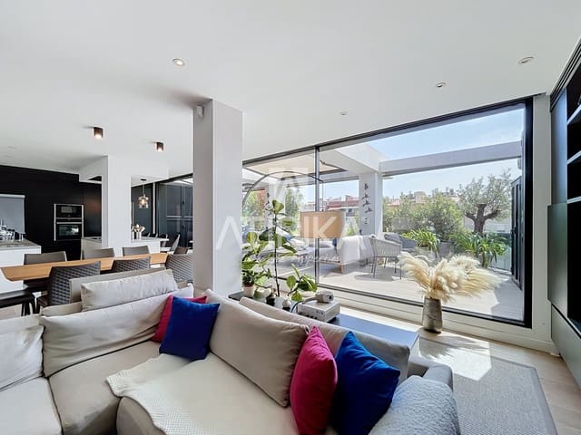 5 soveværelse Penthouse til salg i Barcelona by med swimmingpool - € 3.200.000 (Ref: 10166002)