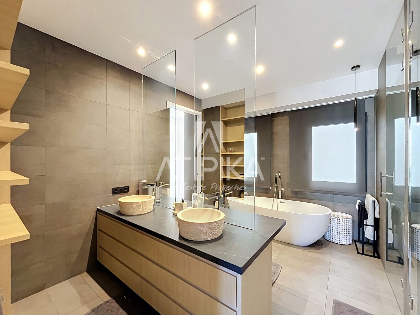 5 soveværelse Penthouse til salg i Barcelona by med swimmingpool - € 3.200.000 (Ref: 10166002)