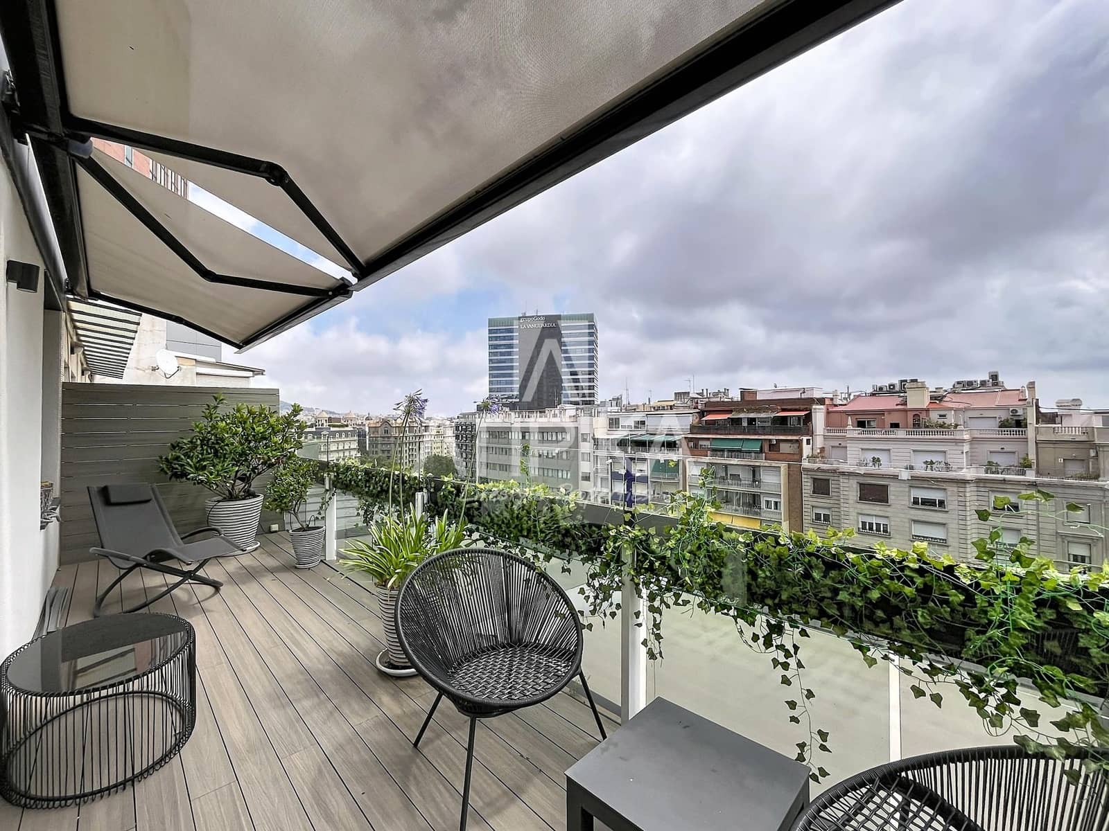5 soveværelse Penthouse til salg i Barcelona by med swimmingpool - € 3.200.000 (Ref: 10166002)