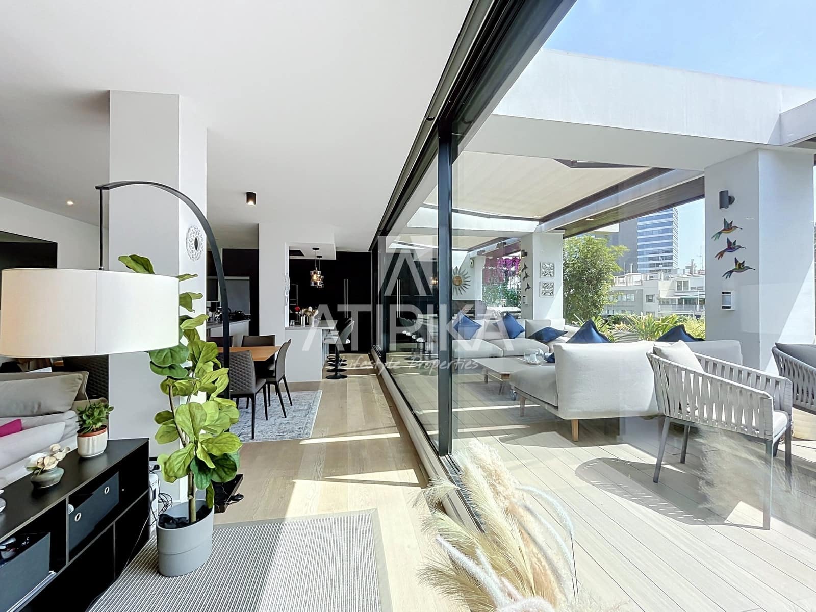 5 soveværelse Penthouse til salg i Barcelona by med swimmingpool - € 3.200.000 (Ref: 10166002)
