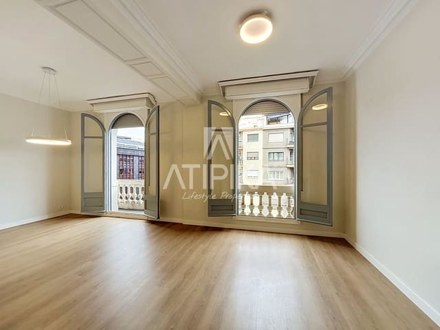 5 bedroom Office for rent in Barcelona city - € 2,400 (Ref: 10166003)