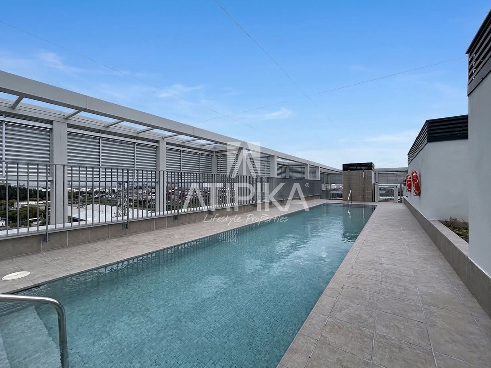 2 slaapkamer Appartement te huur in Barcelona stad met zwembad garage - € 1.900 (Ref: 10168075)