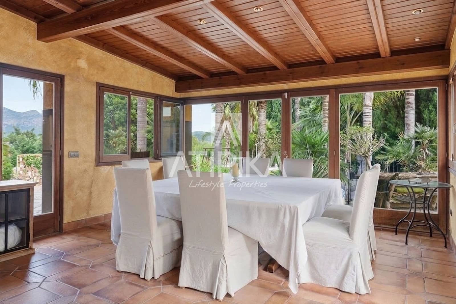7 soveværelse Villa til salg i Sant Pere de Ribes med swimmingpool - € 4.350.000 (Ref: 10168076)