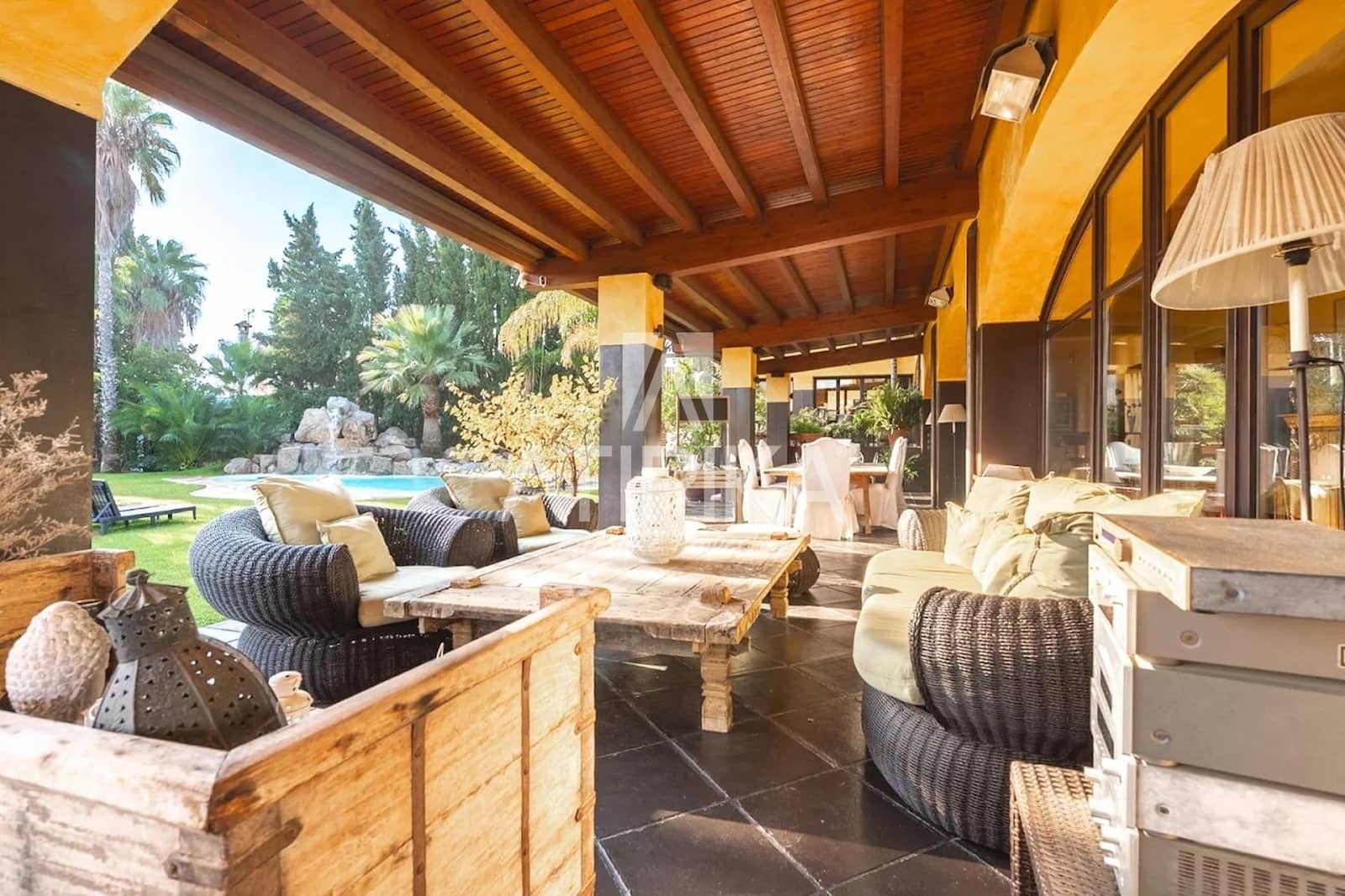 7 soveværelse Villa til salg i Sant Pere de Ribes med swimmingpool - € 4.350.000 (Ref: 10168076)