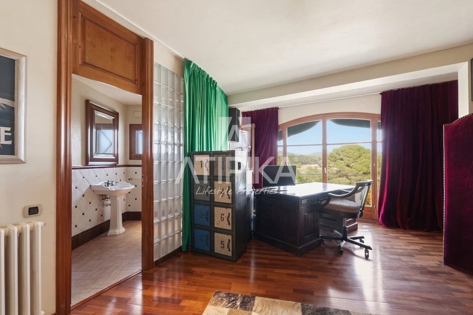 7 soveværelse Villa til salg i Sant Pere de Ribes med swimmingpool - € 4.350.000 (Ref: 10168076)