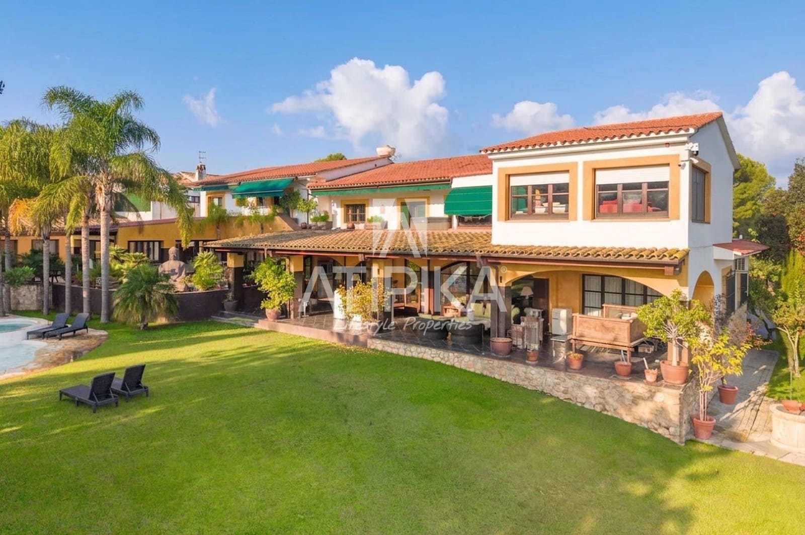 7 soveværelse Villa til salg i Sant Pere de Ribes med swimmingpool - € 4.350.000 (Ref: 10168076)