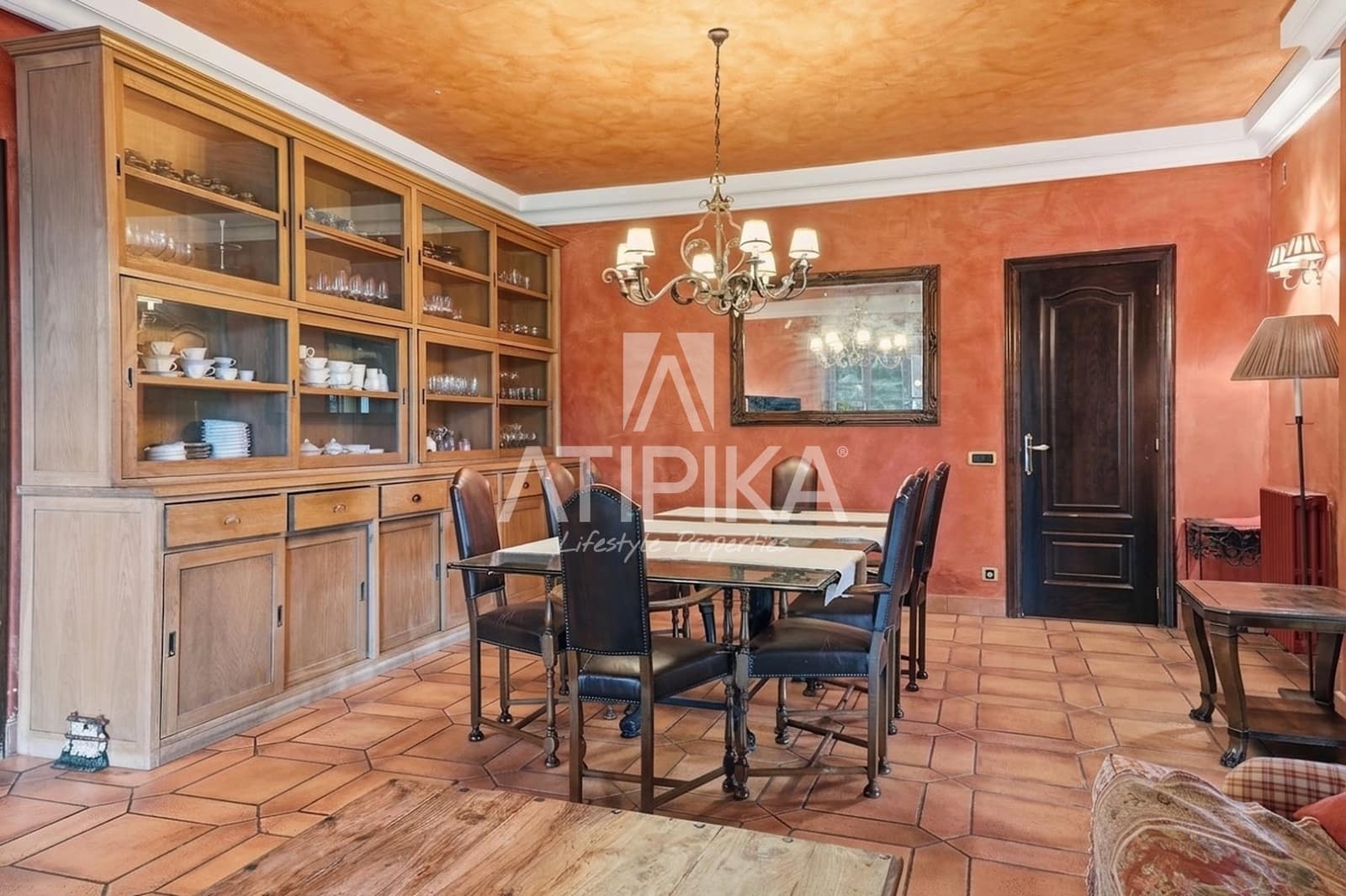 7 soveværelse Villa til salg i Sant Pere de Ribes med swimmingpool - € 4.350.000 (Ref: 10168076)