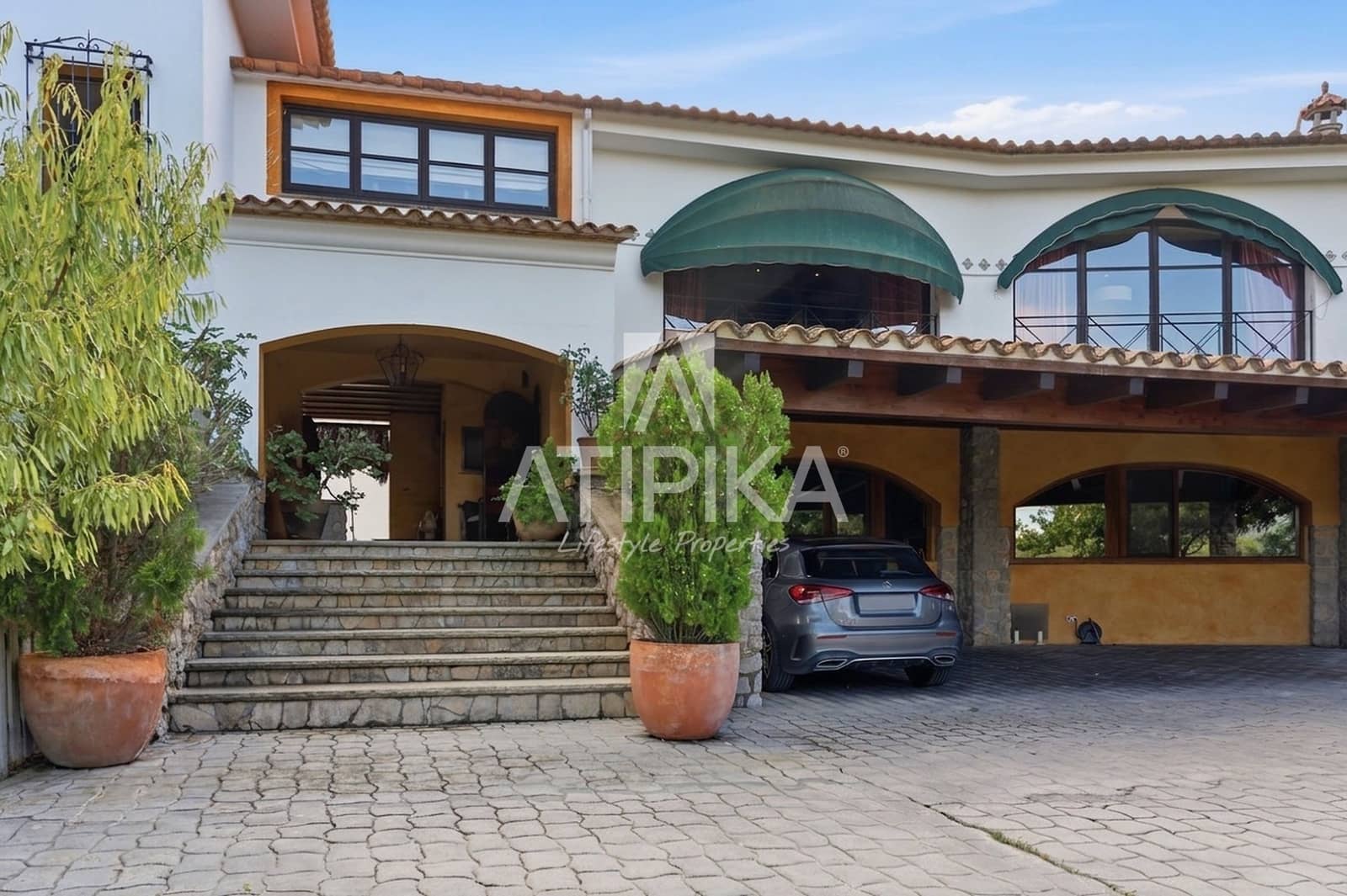 7 soveværelse Villa til salg i Sant Pere de Ribes med swimmingpool - € 4.350.000 (Ref: 10168076)