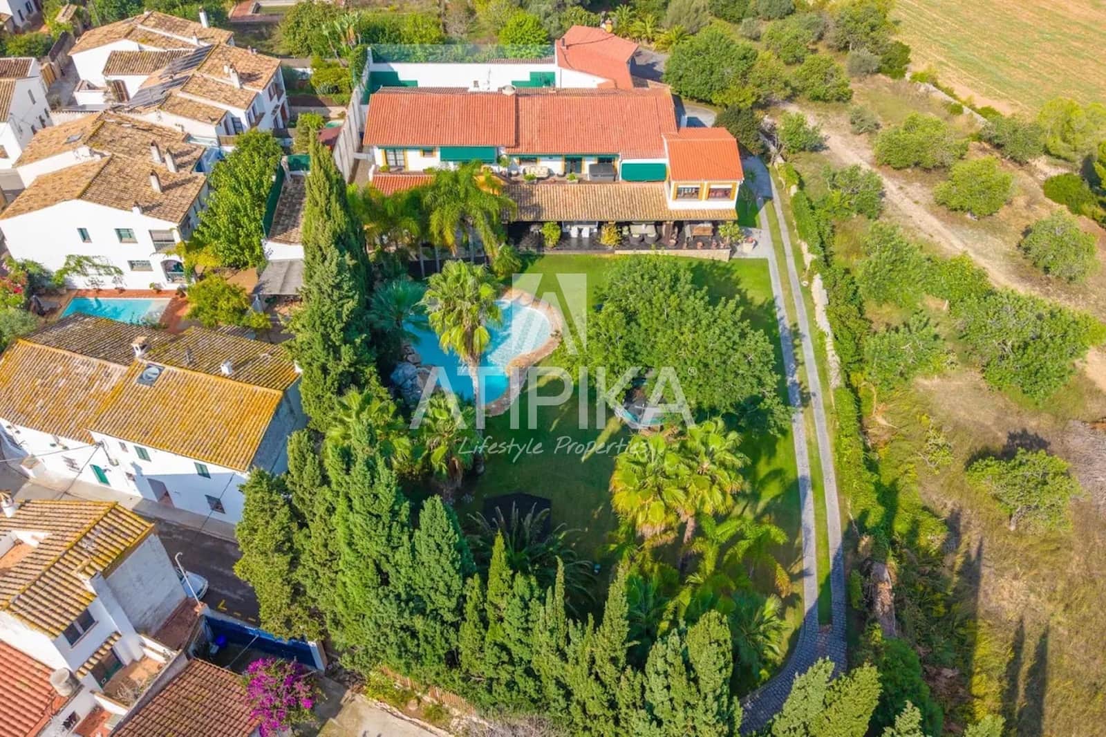 7 soveværelse Villa til salg i Sant Pere de Ribes med swimmingpool - € 4.350.000 (Ref: 10168076)