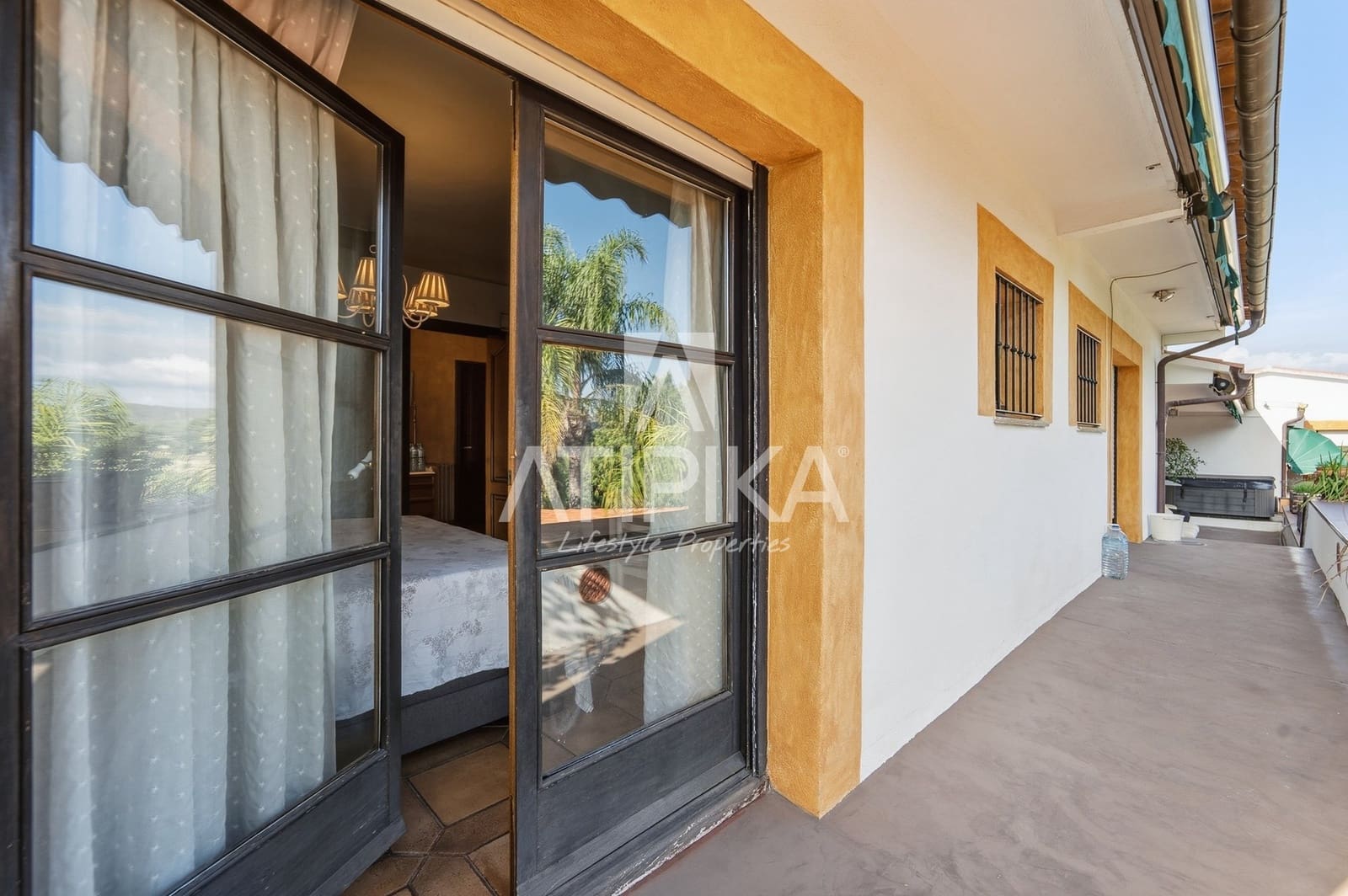 7 soveværelse Villa til salg i Sant Pere de Ribes med swimmingpool - € 4.350.000 (Ref: 10168076)
