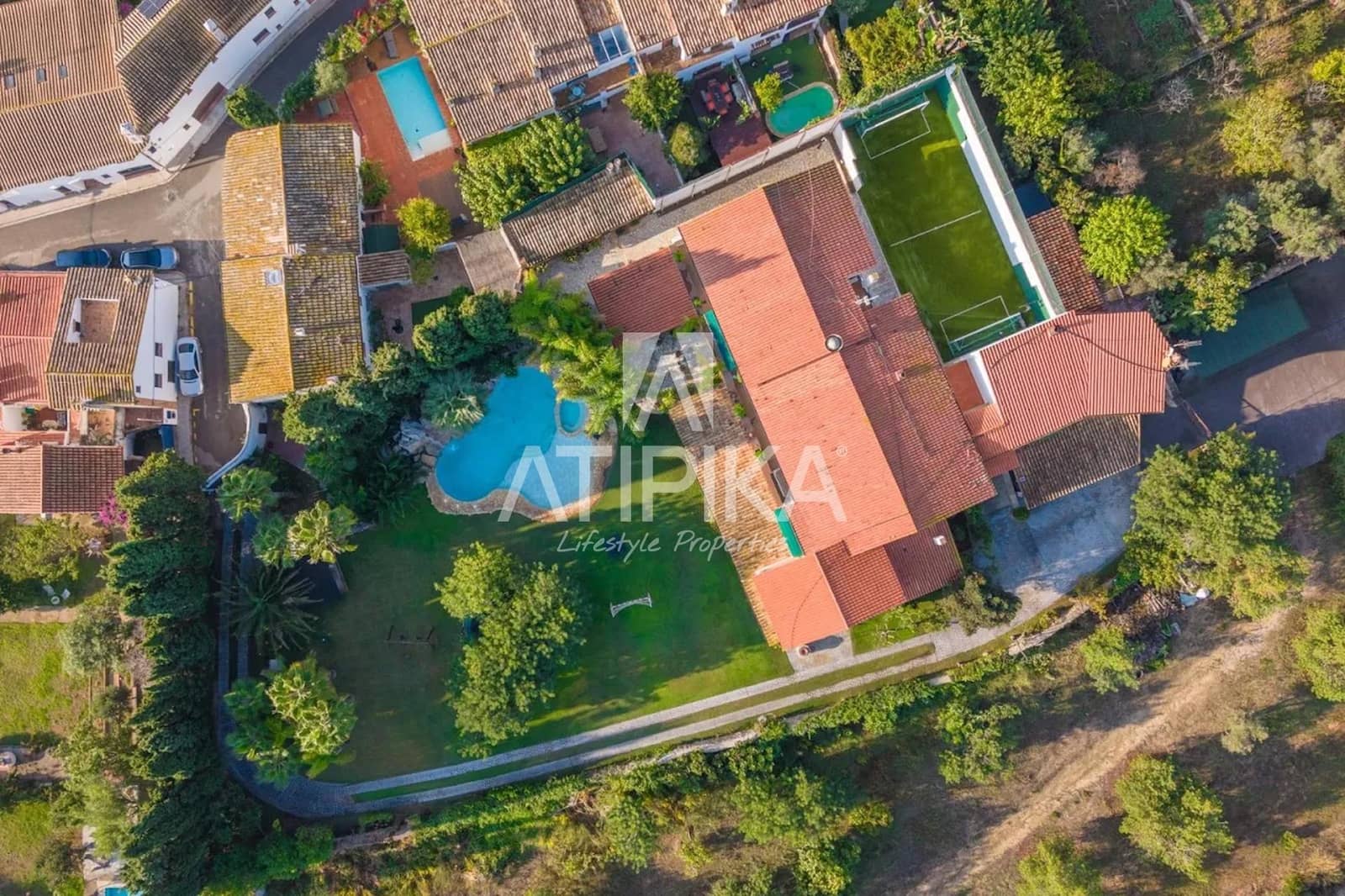 7 soveværelse Villa til salg i Sant Pere de Ribes med swimmingpool - € 4.350.000 (Ref: 10168076)