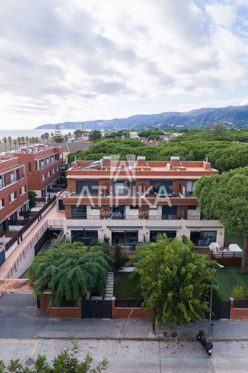 4 chambre Villa/Maison à vendre à Castelldefels avec piscine garage - 1 690 000 € (Ref: 10173117)