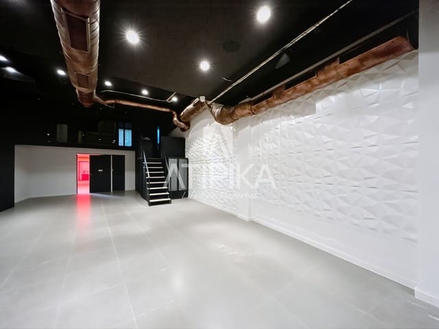 3 quarto Escritório para arrendar em Barcelona cidade - 2 800 € (Ref: 10176251)