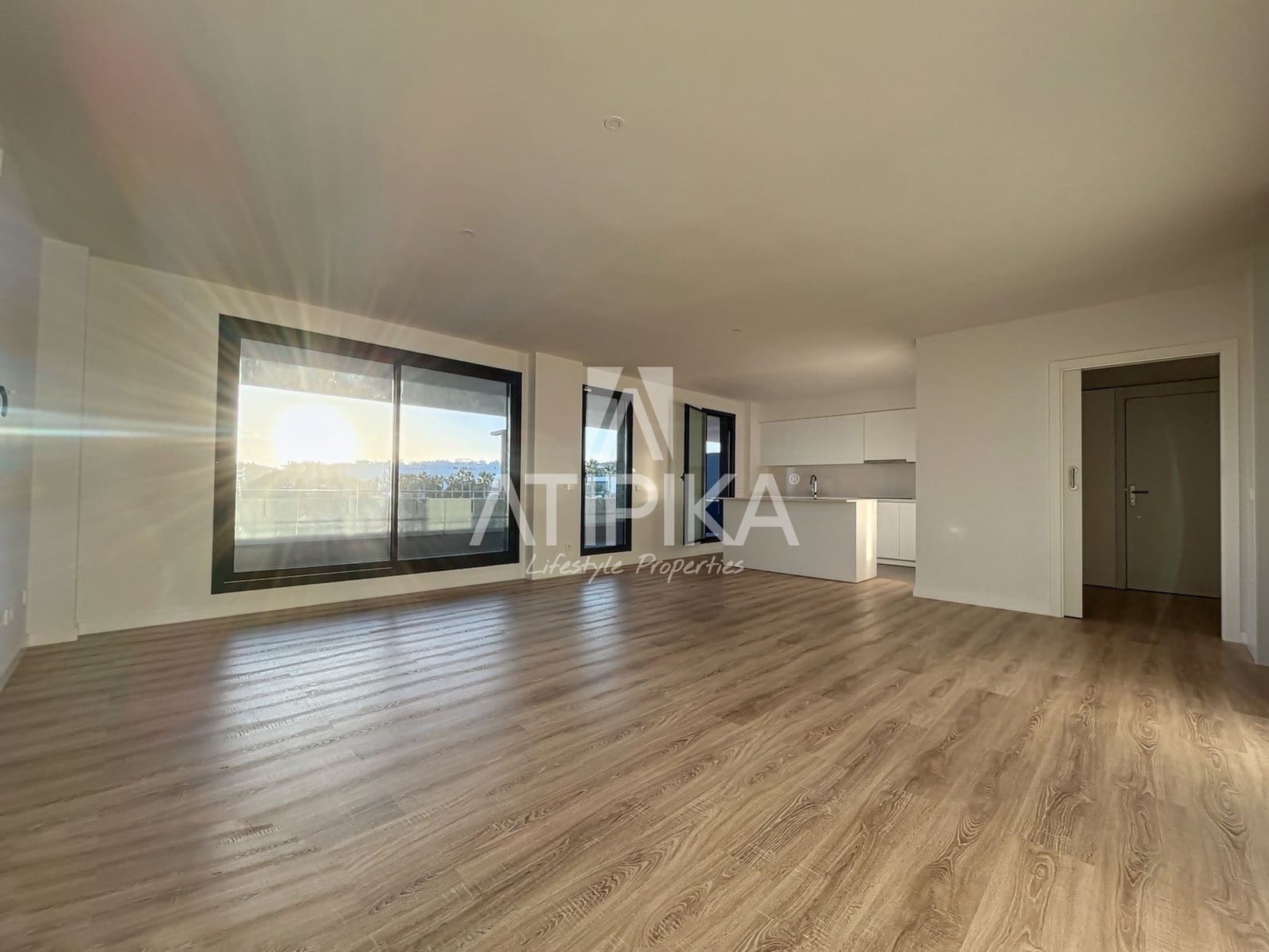 3 bedroom Apartment for rent in Sitges with pool garage - € 2,886 (Ref: 10182417)
