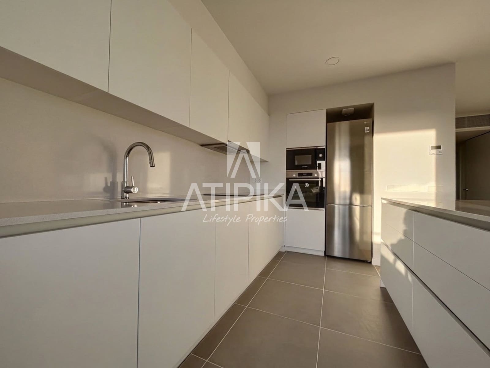 3 bedroom Apartment for rent in Sitges with pool garage - € 2,886 (Ref: 10182417)