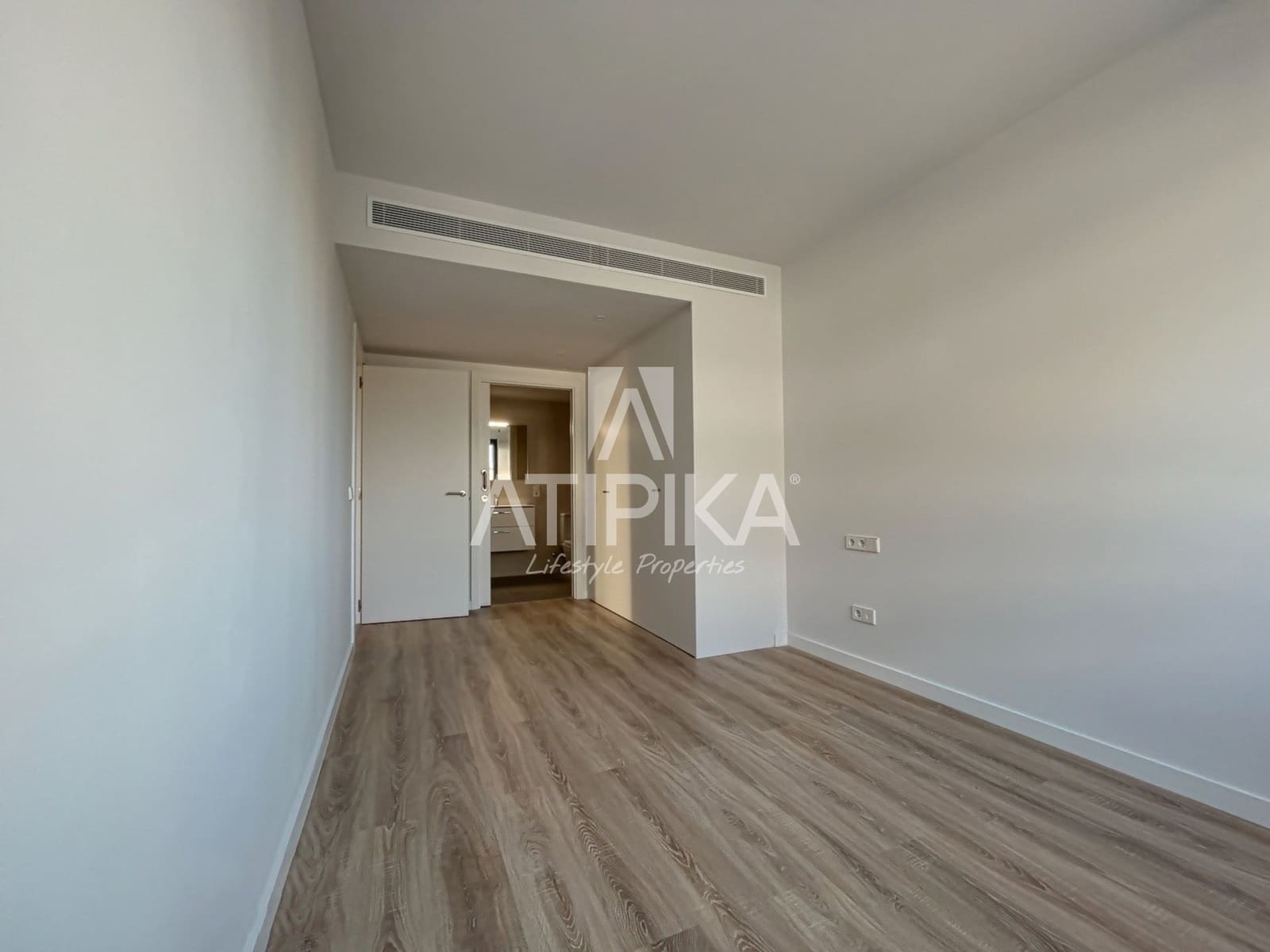3 bedroom Apartment for rent in Sitges with pool garage - € 2,886 (Ref: 10182417)