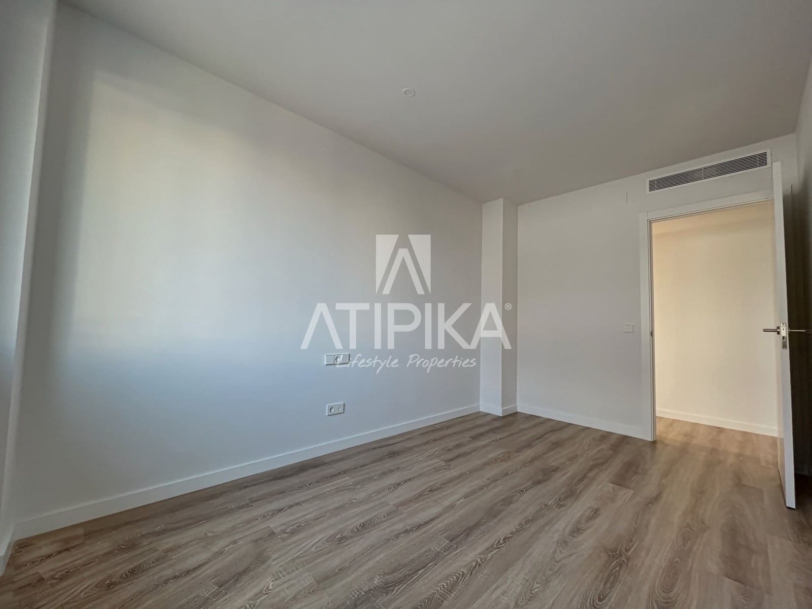 3 bedroom Apartment for rent in Sitges with pool garage - € 2,886 (Ref: 10182417)