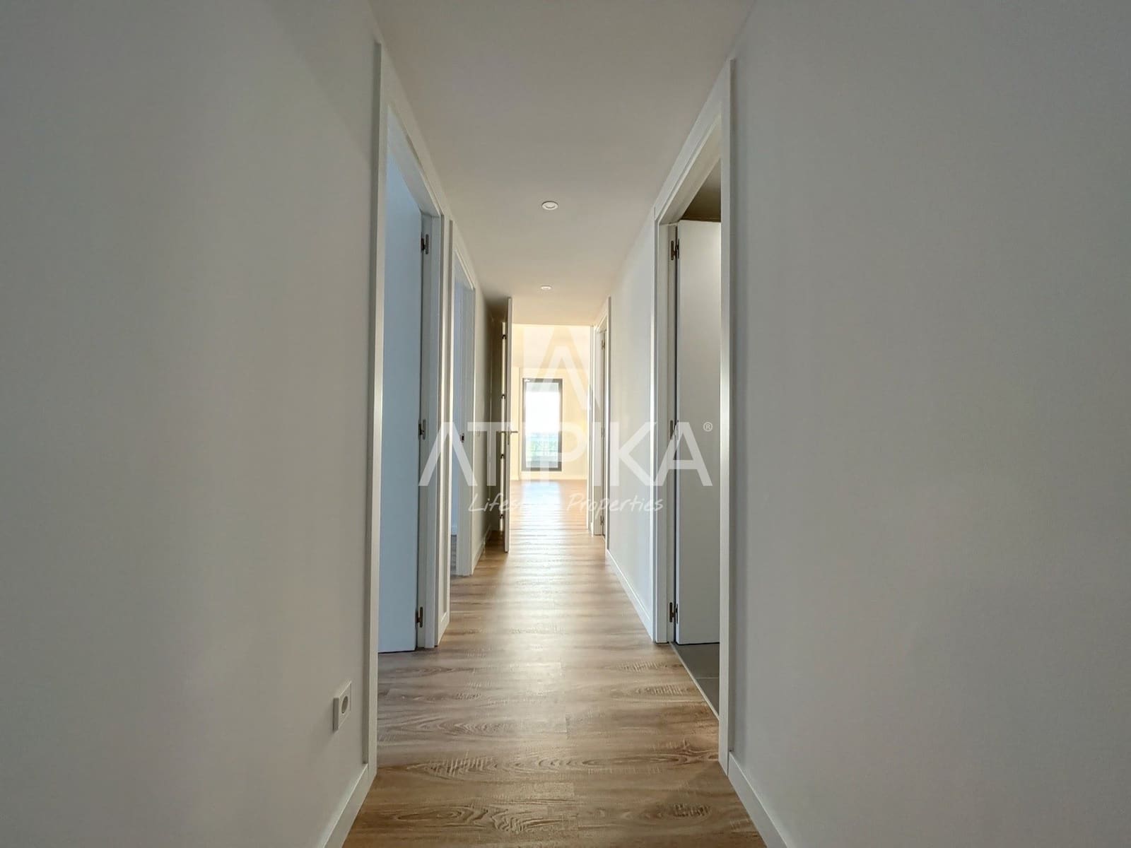 3 bedroom Apartment for rent in Sitges with pool garage - € 2,886 (Ref: 10182417)