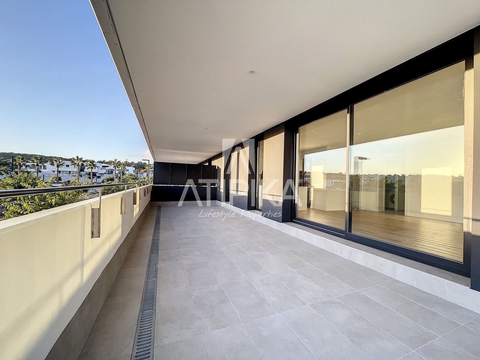 3 bedroom Apartment for rent in Sitges with pool garage - € 2,886 (Ref: 10182417)