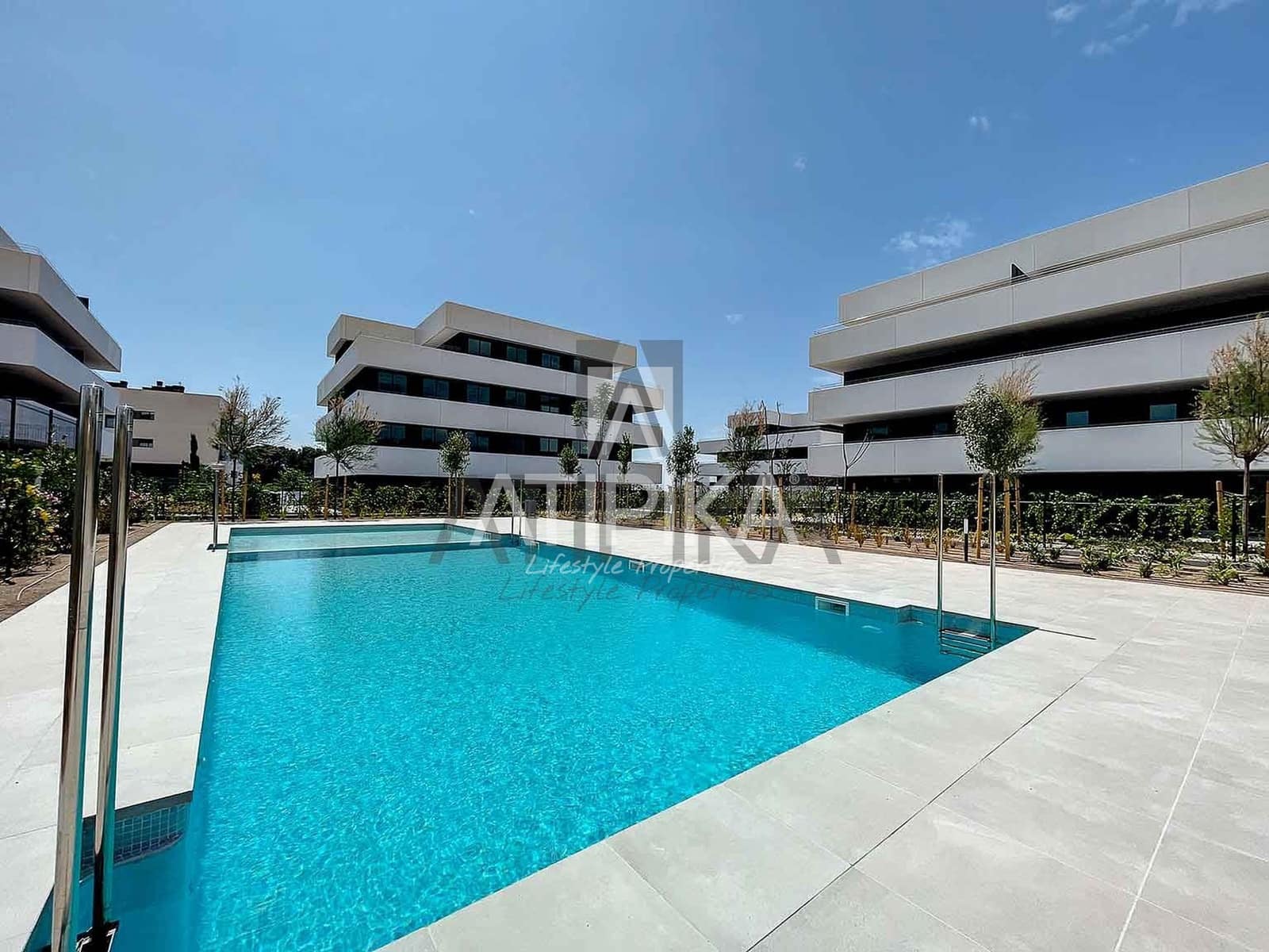 3 bedroom Apartment for rent in Sitges with pool garage - € 2,886 (Ref: 10182417)