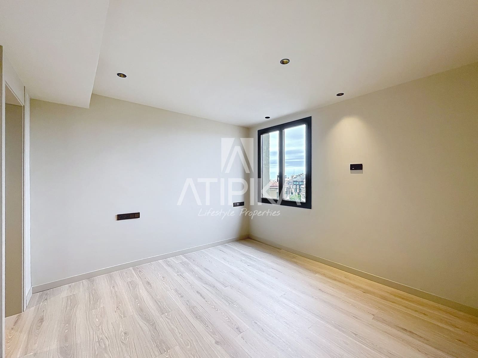 Ático de 2 habitaciones en Barcelona ciudad en venta - 790.000 € (Ref: 10182418)