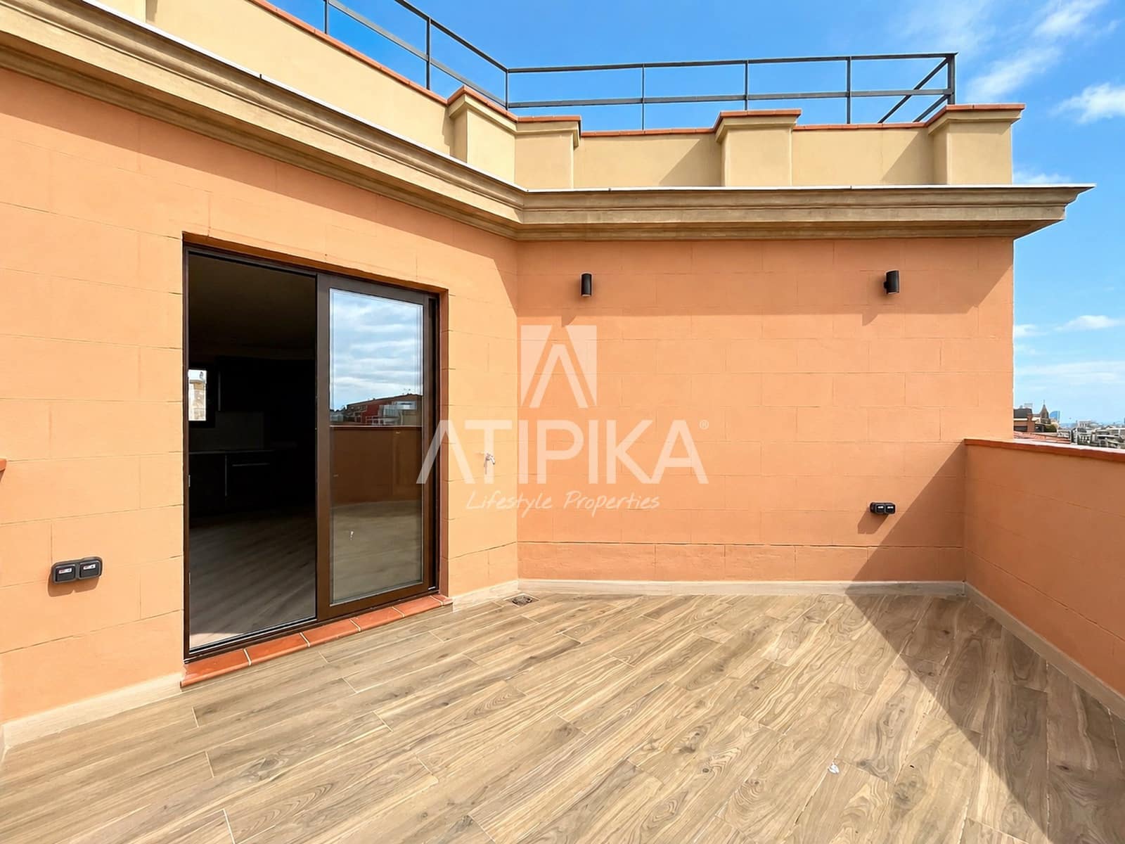 Ático de 2 habitaciones en Barcelona ciudad en venta - 790.000 € (Ref: 10182418)