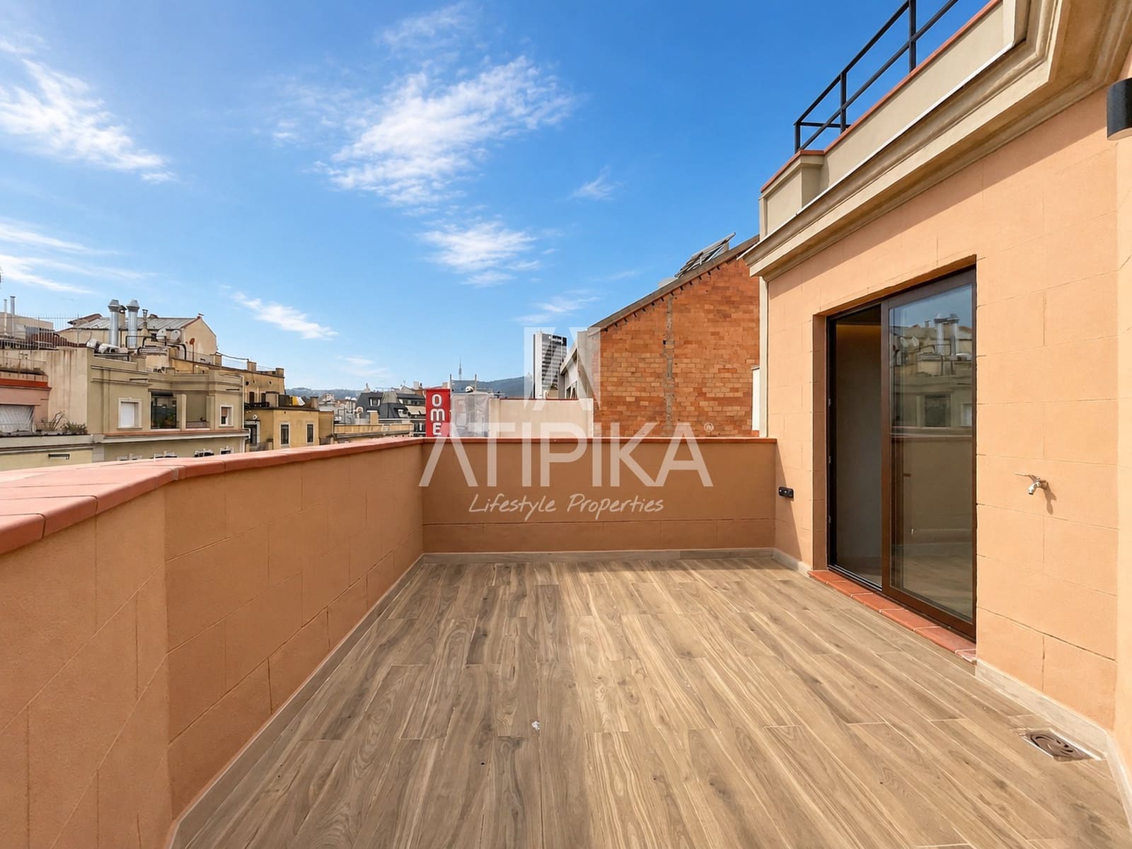 Ático de 2 habitaciones en Barcelona ciudad en venta - 790.000 € (Ref: 10182418)