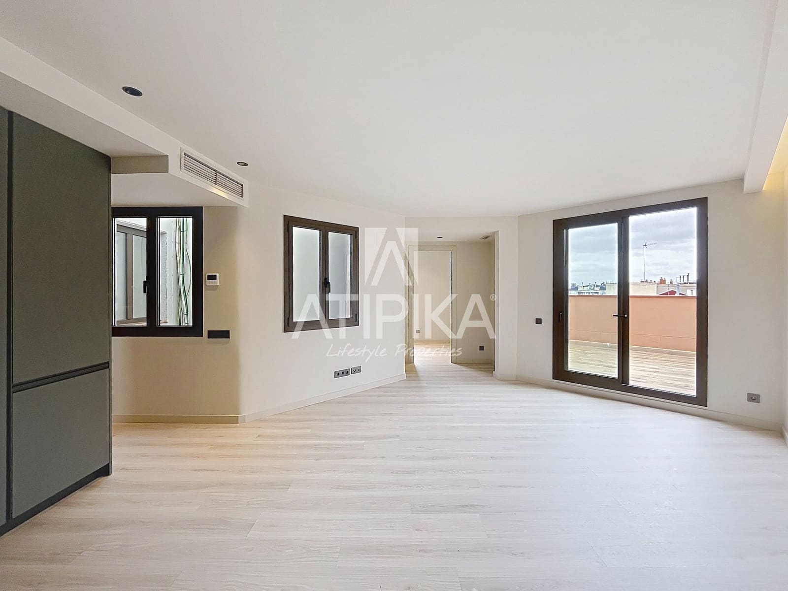 Ático de 2 habitaciones en Barcelona ciudad en venta - 790.000 € (Ref: 10182418)