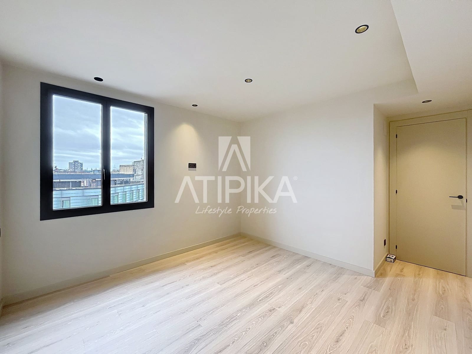 Ático de 2 habitaciones en Barcelona ciudad en venta - 790.000 € (Ref: 10182418)