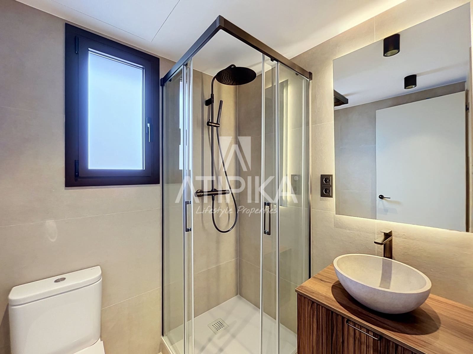Ático de 2 habitaciones en Barcelona ciudad en venta - 790.000 € (Ref: 10182418)