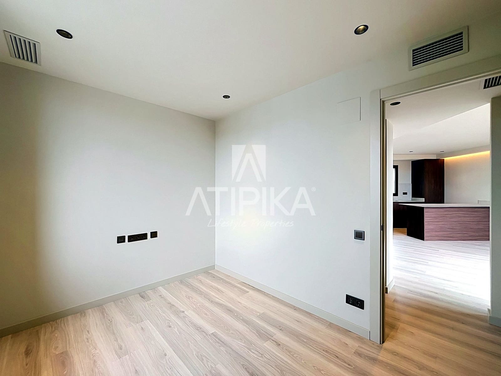 Ático de 2 habitaciones en Barcelona ciudad en venta - 840.000 € (Ref: 10182419)
