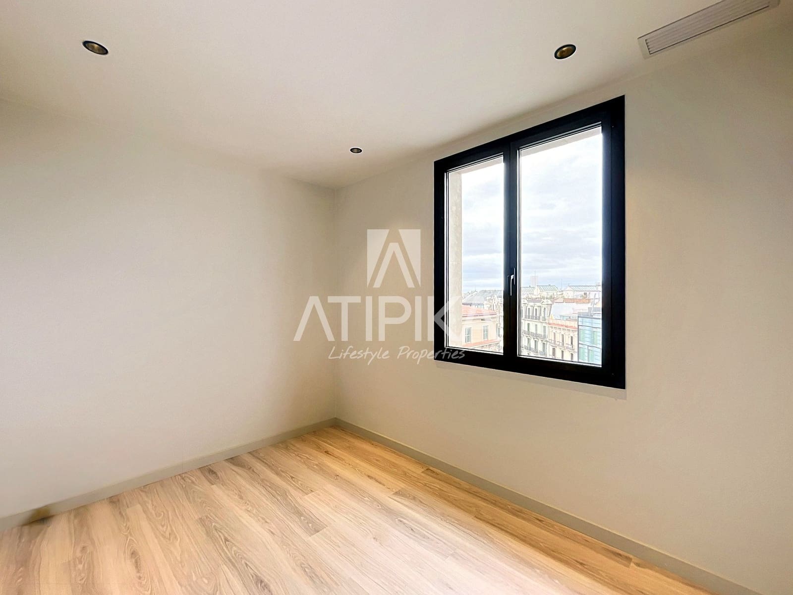 Ático de 2 habitaciones en Barcelona ciudad en venta - 840.000 € (Ref: 10182419)