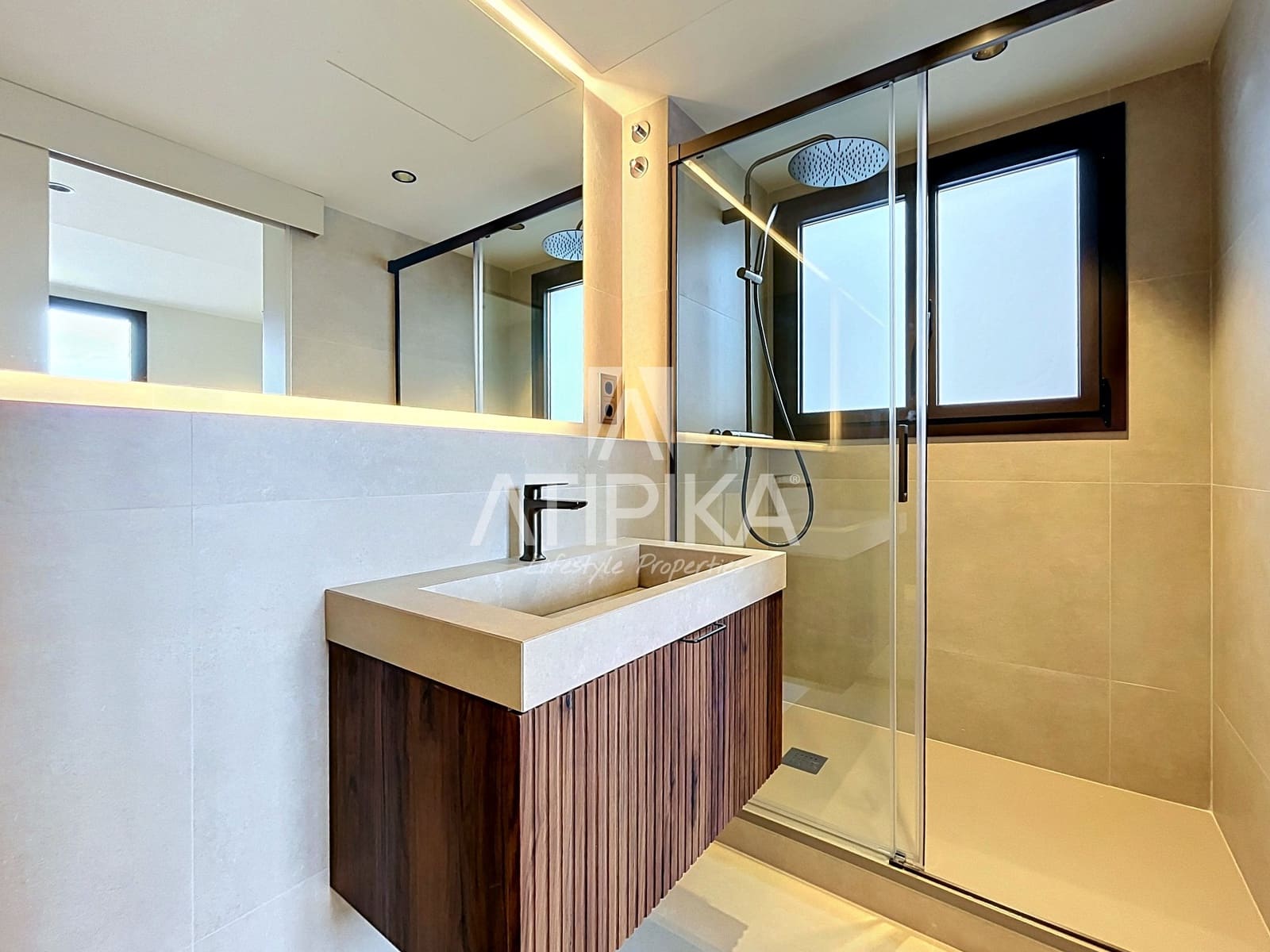 Ático de 2 habitaciones en Barcelona ciudad en venta - 840.000 € (Ref: 10182419)