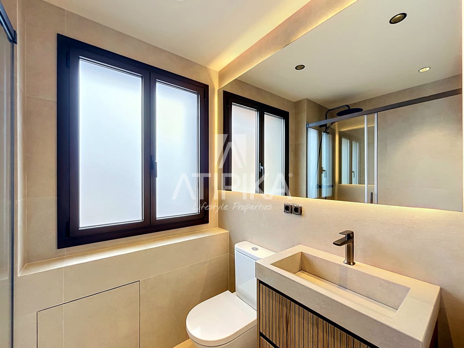 Ático de 2 habitaciones en Barcelona ciudad en venta - 840.000 € (Ref: 10182419)