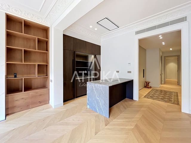 5 soveværelse Lejlighed til salg i Barcelona by - € 1.495.000 (Ref: 10184127)