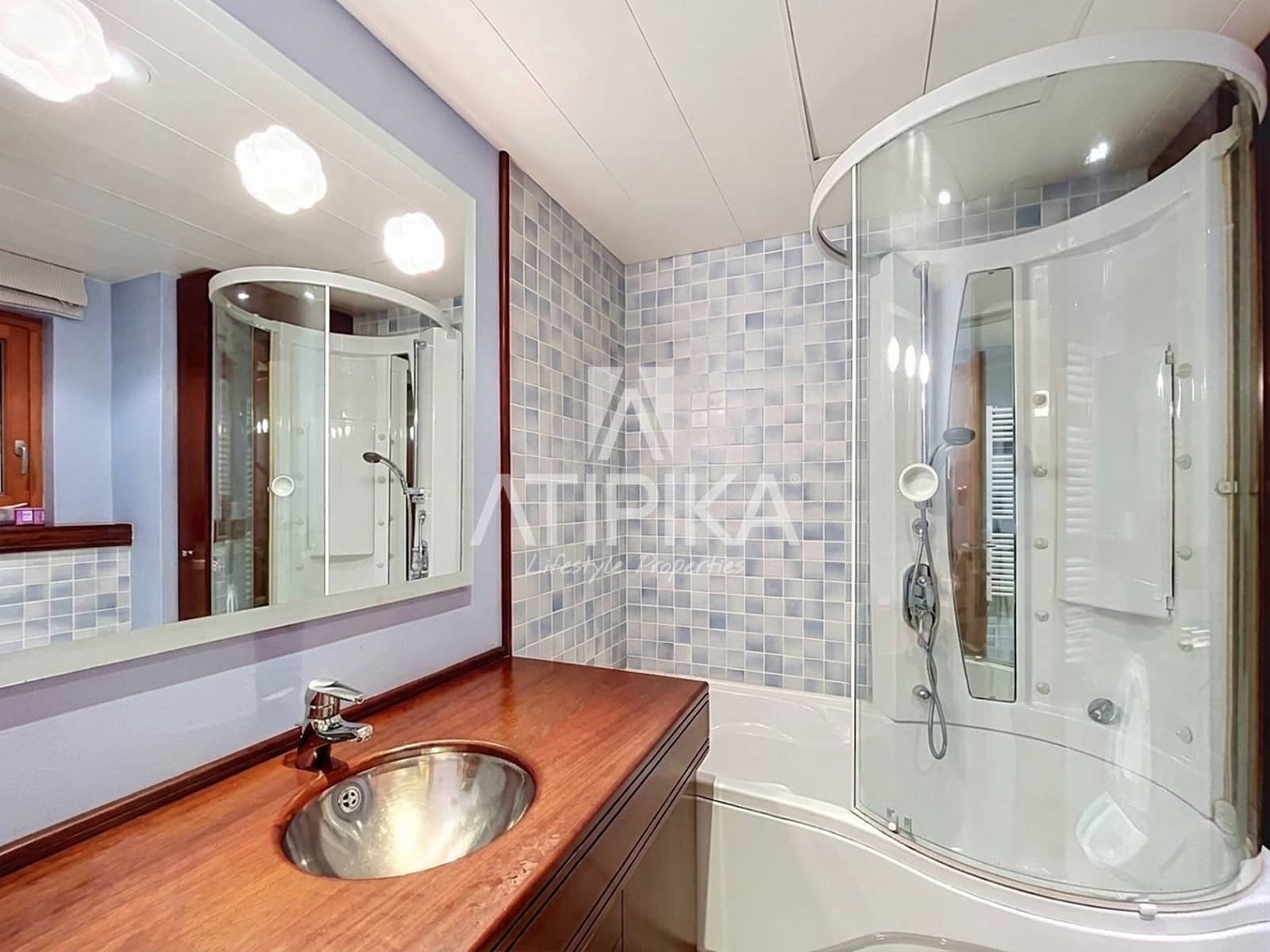 4 soveværelse Villa til salg i Esplugues de Llobregat med swimmingpool garage - € 2.150.000 (Ref: 10186321)