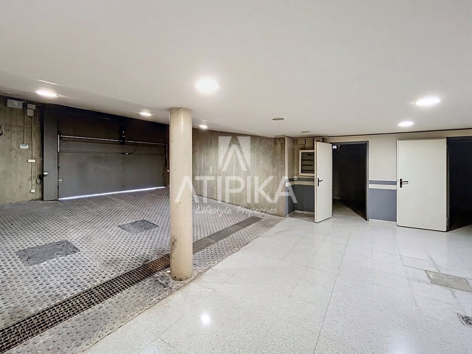 4 soveværelse Villa til salg i Esplugues de Llobregat med swimmingpool garage - € 2.150.000 (Ref: 10186321)