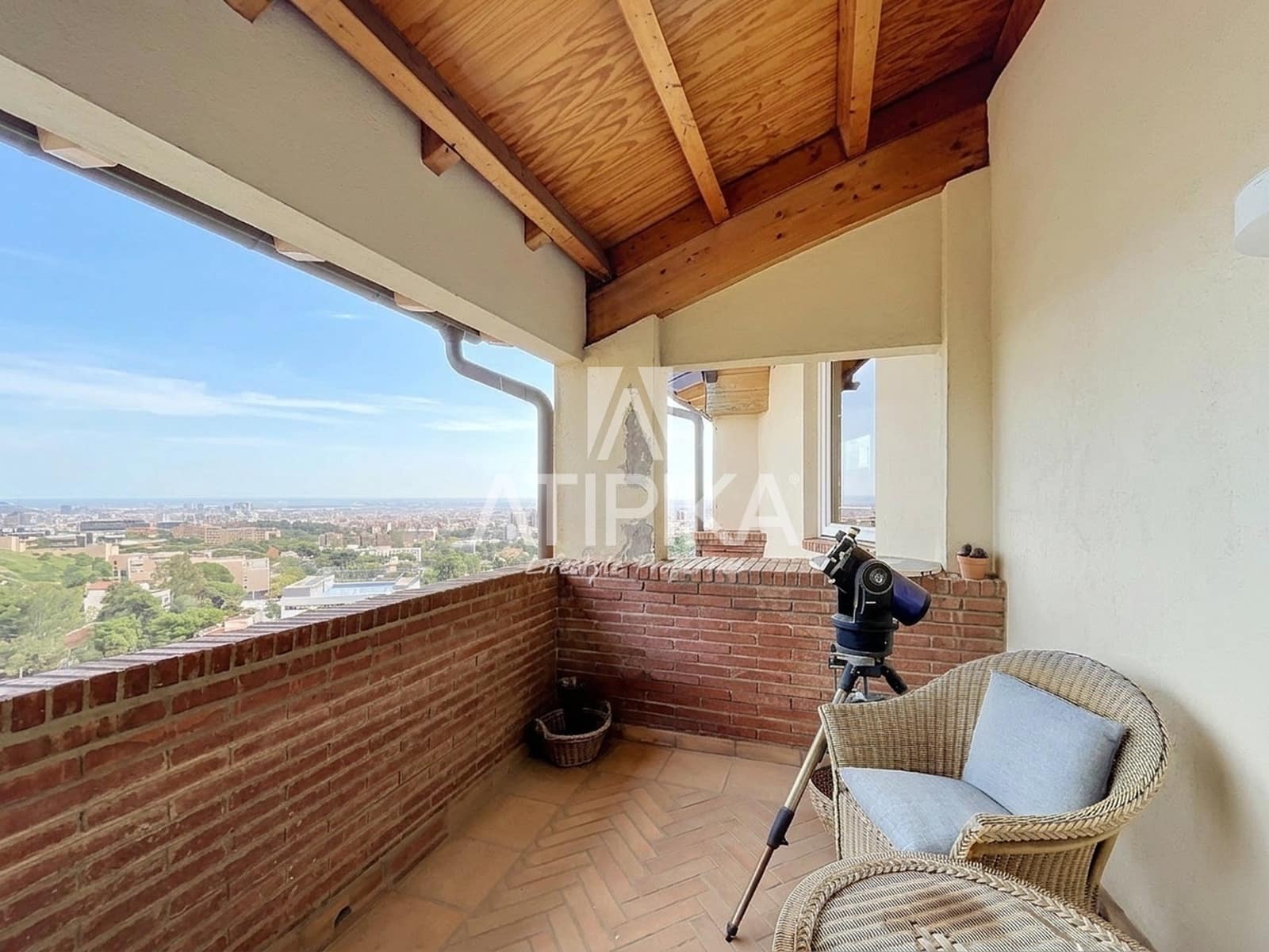 4 soveværelse Villa til salg i Esplugues de Llobregat med swimmingpool garage - € 2.150.000 (Ref: 10186321)