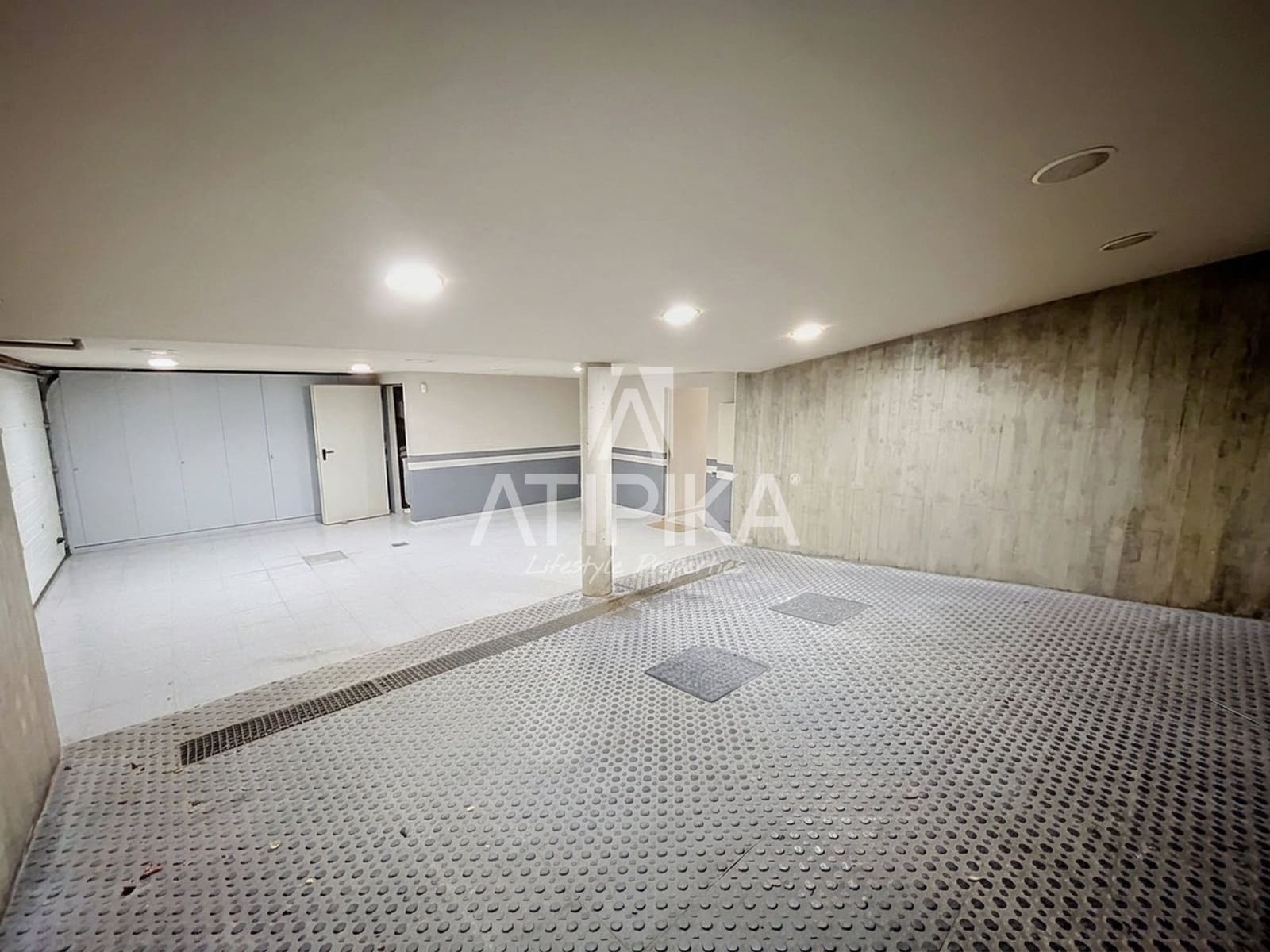 4 soveværelse Villa til salg i Esplugues de Llobregat med swimmingpool garage - € 2.150.000 (Ref: 10186321)
