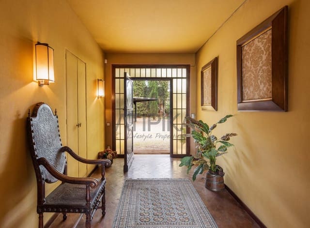 5 soverom Villa til salgs i Sant Vicenç de Montalt med svømmebasseng - € 1 575 000 (Ref: 5097743)