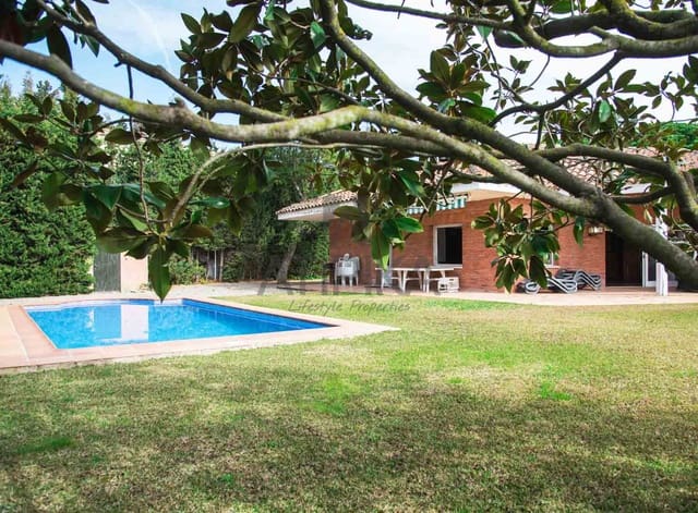 5 soverom Villa til salgs i Sant Vicenç de Montalt med svømmebasseng - € 1 575 000 (Ref: 5097743)